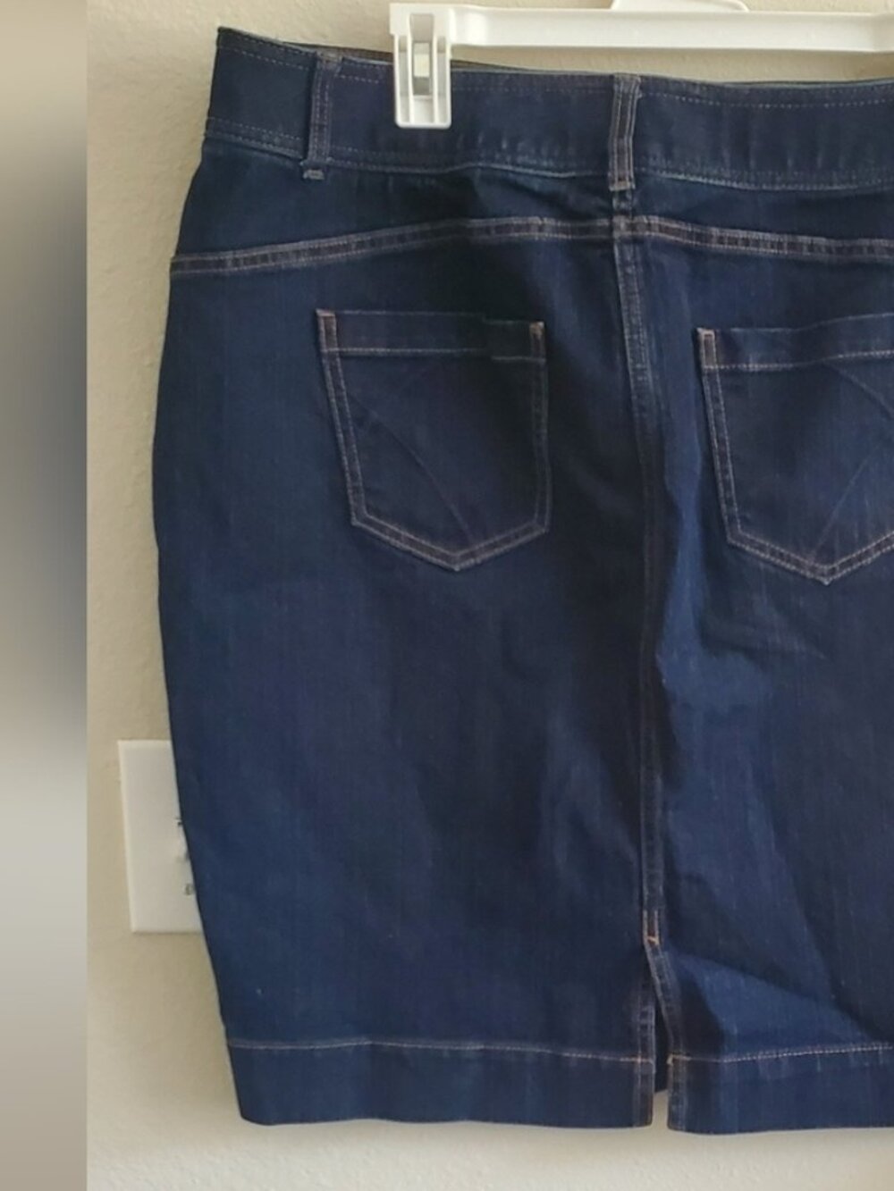 Dark Blue Denim Skirt Size 16 - Picture 2 of 2